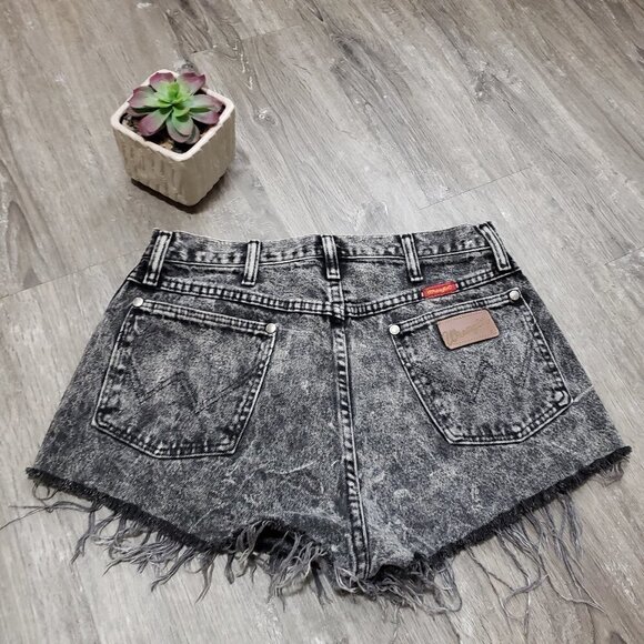 Vintage Wrangler Cut Off Jean Shorts Acid Wash 13 - Picture 3 of 8